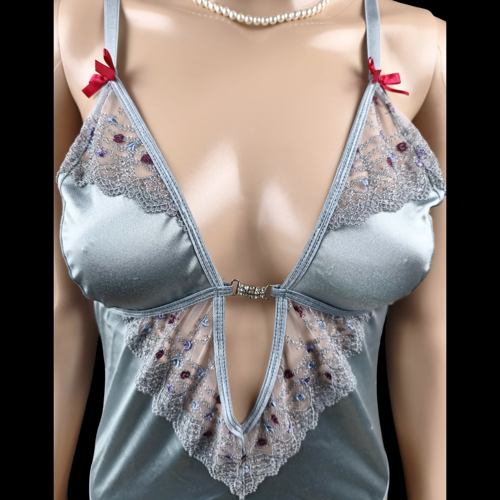 Cuerpo satinado con estilo femenino y elegante, marca Casimir – Nuevo / Talla 44/46 – photo 5